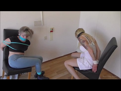 ❤️ Toksomaniulo / ligita kaj buŝoŝtopita / junulino en mizero Porno fb ĉe eo.xxxshake.ru